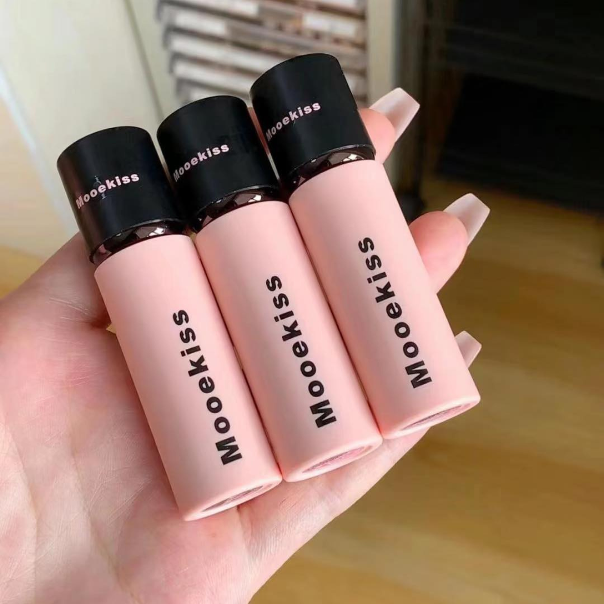 son-kem-bun-mooekiss-velvet-lip-mud-3g-2